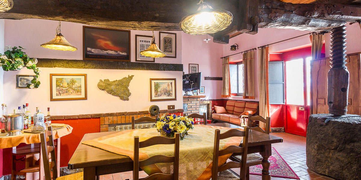 Holiday House - Dinner